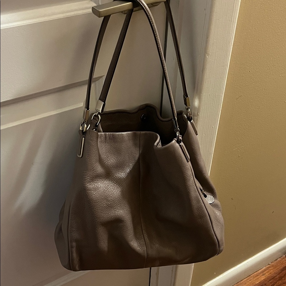 Coach Madison Phoebe Taupe/grey Leather Shoulder Bag